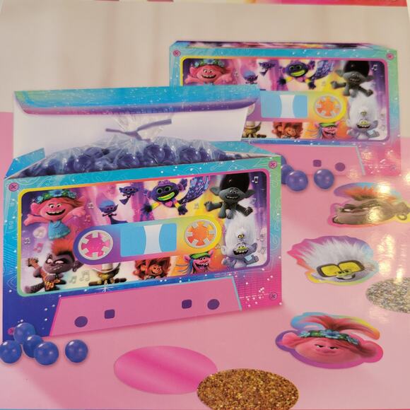 Trolls World Tour Party Decor Set Backdrop, Table Centerpieces, Favor Boxes Lot - Picture 10 of 16